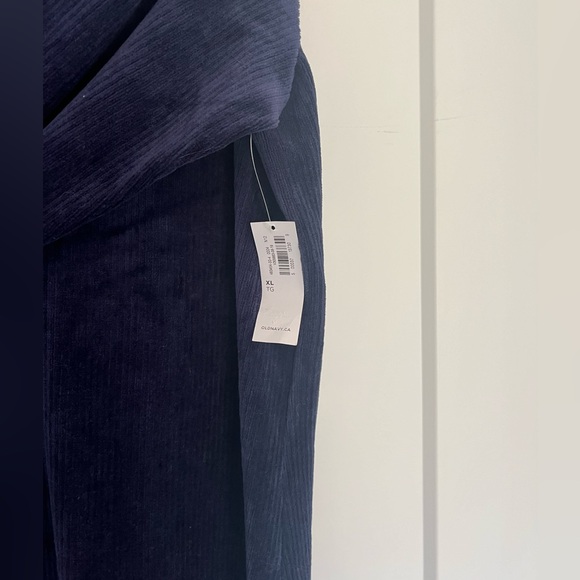 Old Navy Ribbed- Suede Midi Dress - Picture 4 of 5